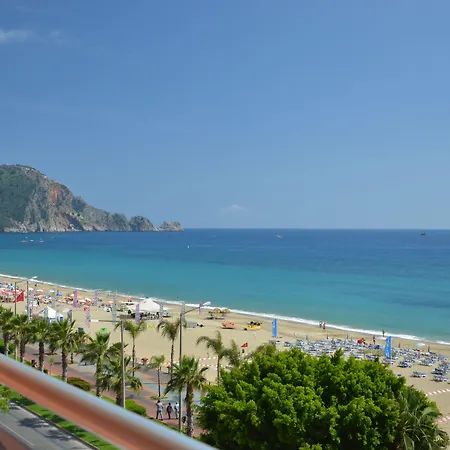 מלון Kleopatra Balik 3*