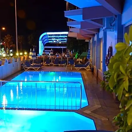 Otel Kleopatra Balik